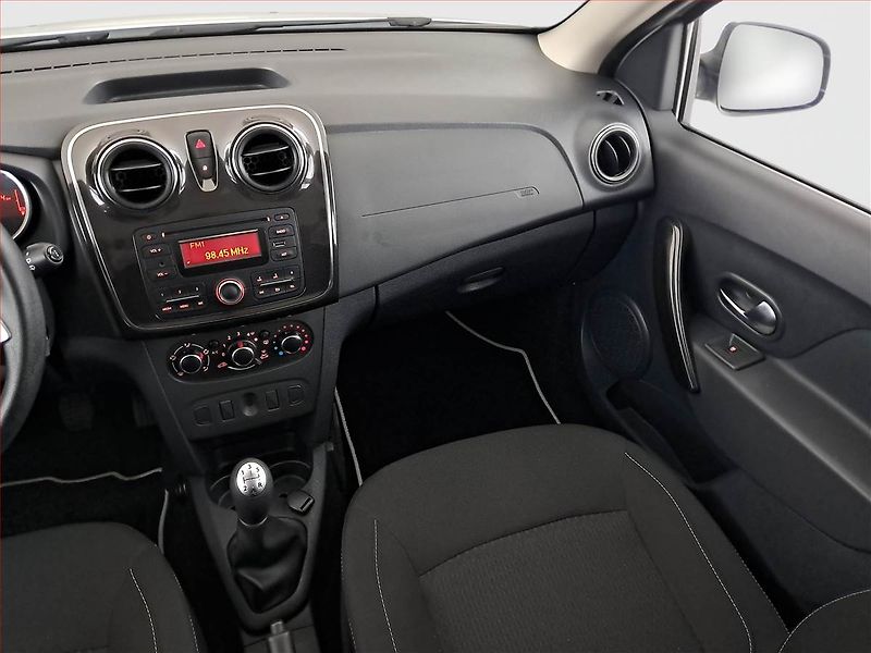 Dacia Sandero (2017) Arctica 0.9 TCe, Serv.kniha - fotka 8 z 15