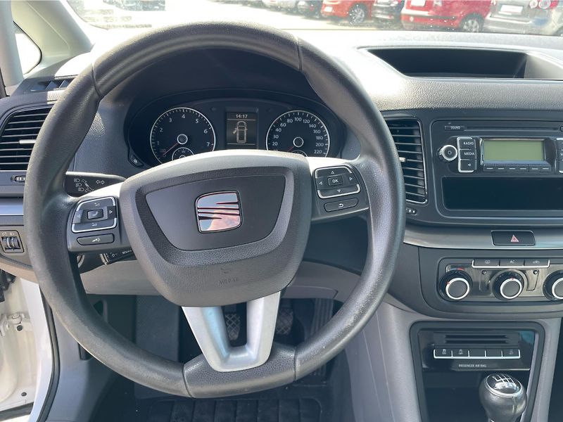 Seat Alhambra A 1.4 TSI - fotka 16 z 23