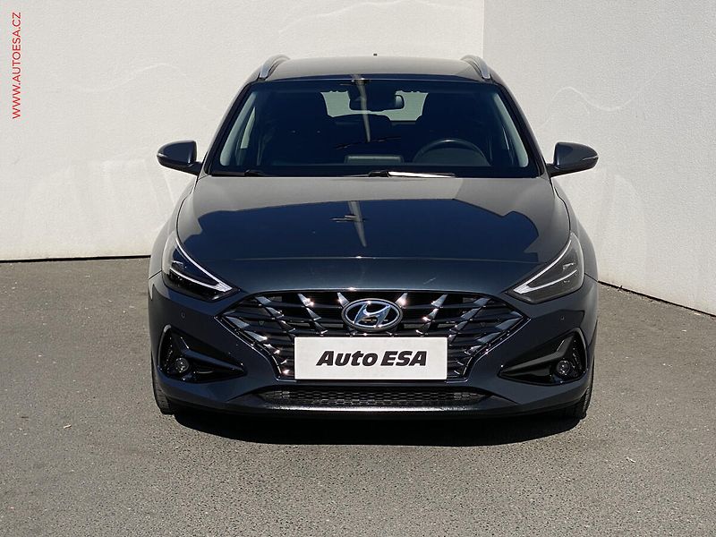 Hyundai i30 (2023) 1.5 T-GDi, ČR, Smart, TZ - fotka 2 z 18