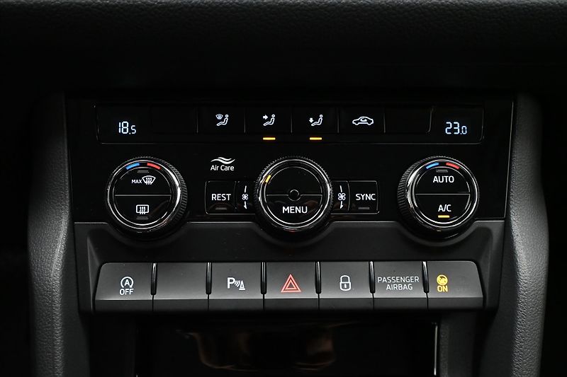 Škoda Kodiaq 2,0 TDI 110kW DSG Navi Tažné Z - fotka 21 z 31