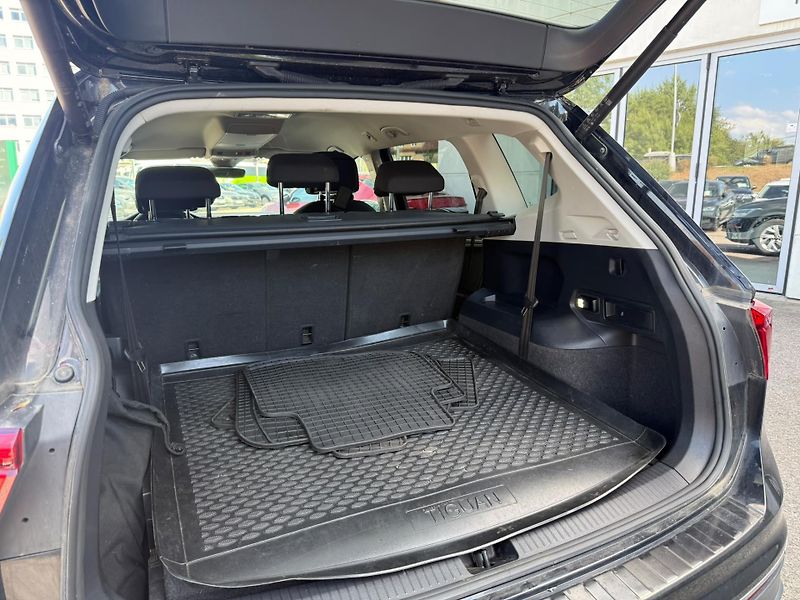 Volkswagen Tiguan 2.0 TDI 147kw DSG 4x4 - fotka 21 z 23