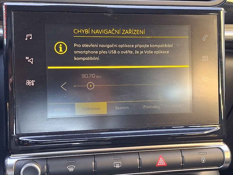 Citroën C3 (2018) 1.2 PT Graphic, AC, tempo - fotka 16 z 19