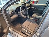 Toyota Yaris 1.5 130K HEV Executive - náhled 8