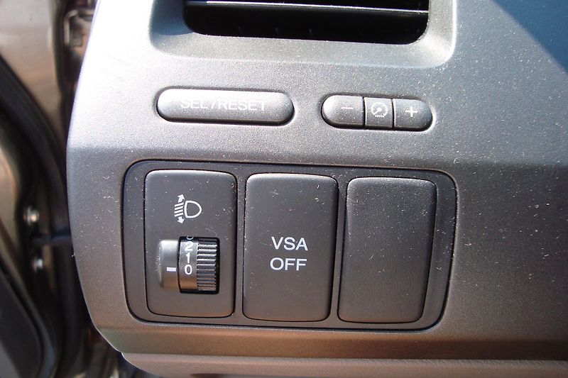 Honda Civic (2010) 1.8 i-vtec,ČR,1.Maj.Pra.servis - fotka 47 z 66