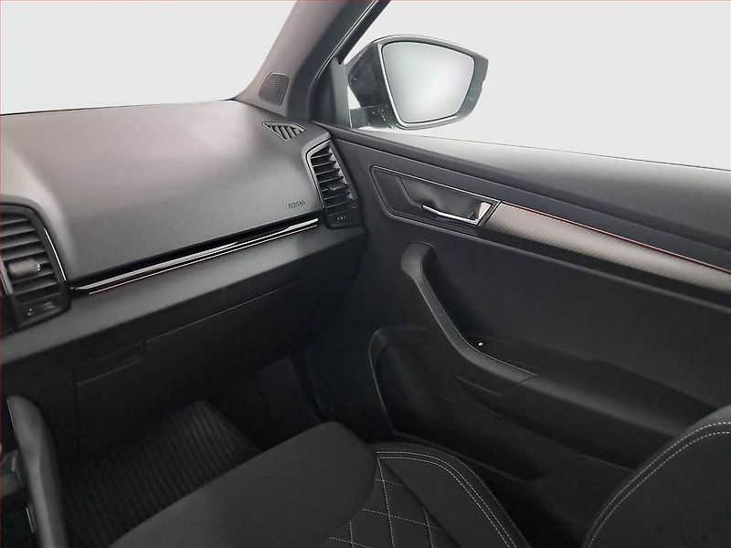 Škoda Karoq (2022) Sportline 1.5 TSI - fotka 8 z 19