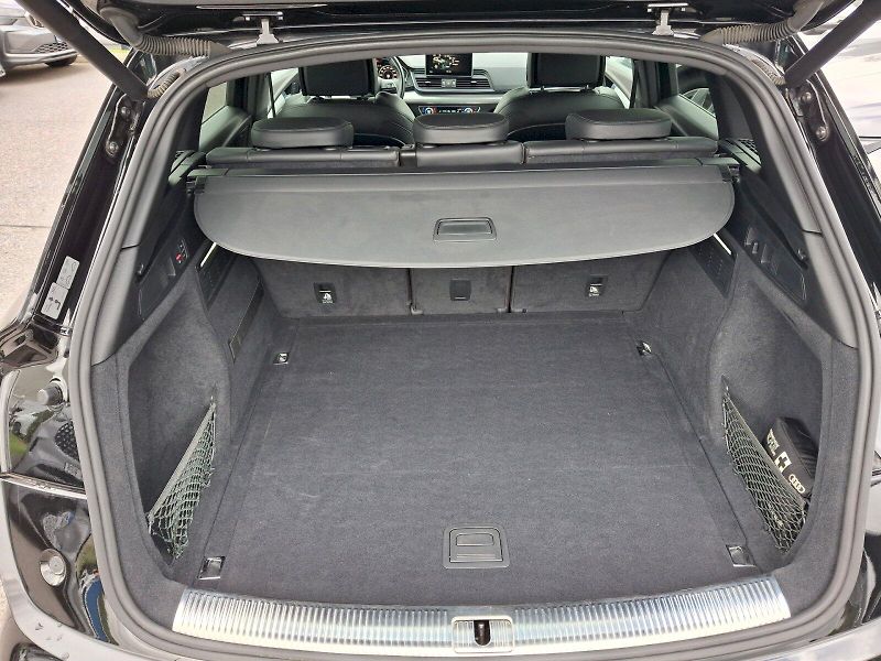 Audi Q5 (2020) S-Line DSG Quattro 2.0TDi 140k - fotka 8 z 35