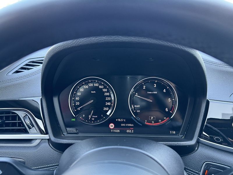 BMW X1 (2020) 2.0d Xdrive Navi 4x4 LED - fotka 9 z 50