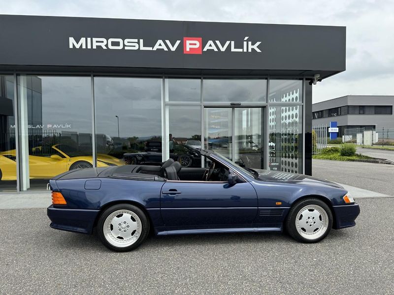 Mercedes-Benz SL 600 AMG - fotka 3 z 21