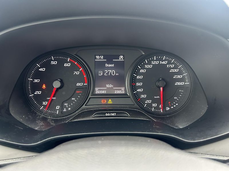Seat Leon 1.2 TSI Reference 81kW - fotka 13 z 22