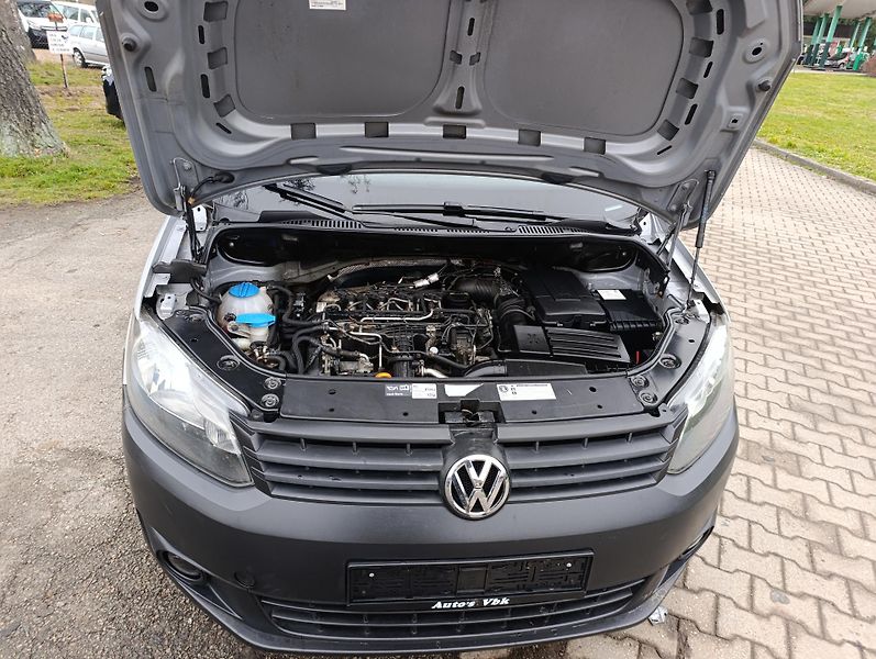 Volkswagen Caddy (2011) 1.6 TDi klima tažné 75kw - fotka 18 z 21