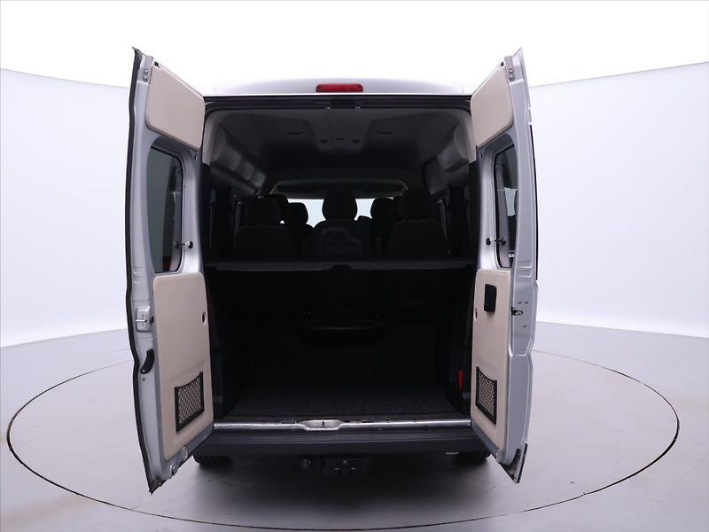 Citroën Jumper 2,0 HDi 120kW 8-Míst DPH Klima - fotka 9 z 31