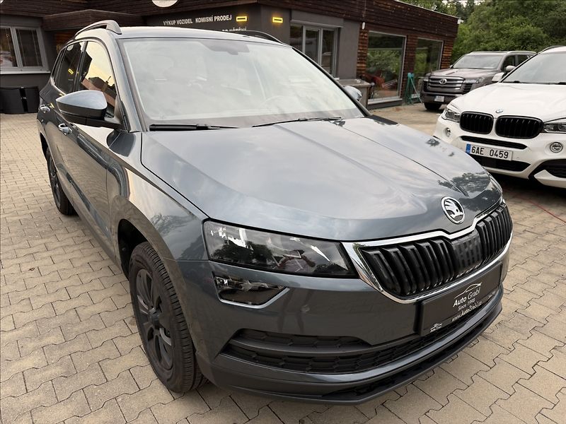 Škoda Karoq 1.0 TSi - fotka 3 z 21