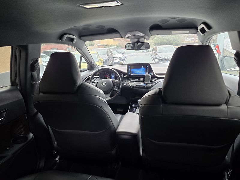 Toyota C-HR 1.2-4x4-NAVI-KAMERA - fotka 18 z 22
