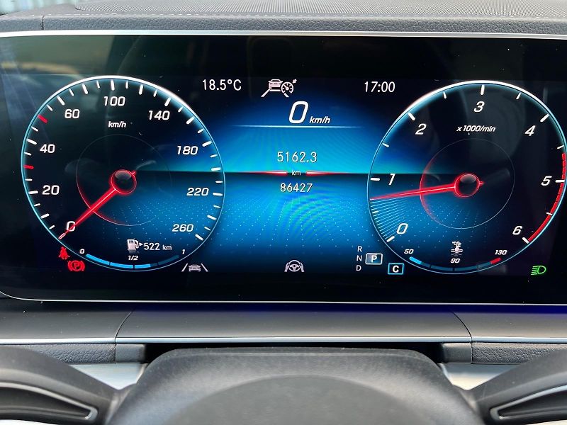Mercedes-Benz GLE (2020) AMG 350d 200KW TAŽNÝ ASIST DPH - fotka 20 z 22