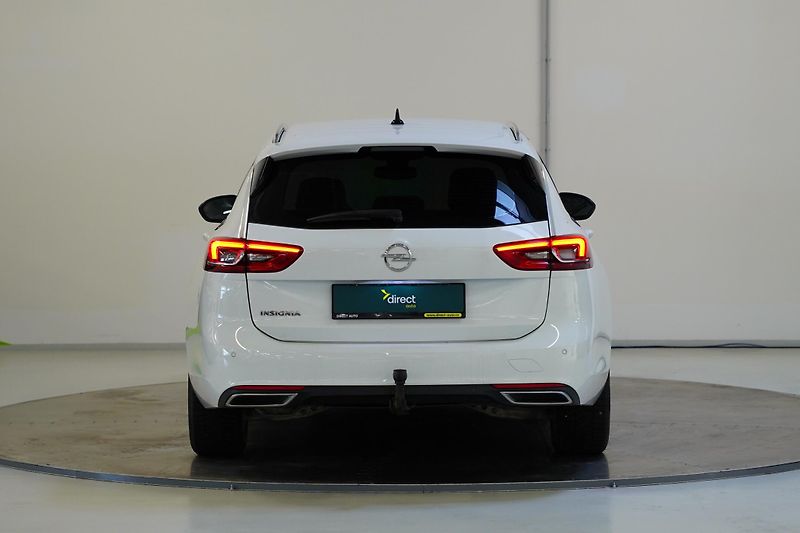 Opel Insignia - fotka 6 z 26