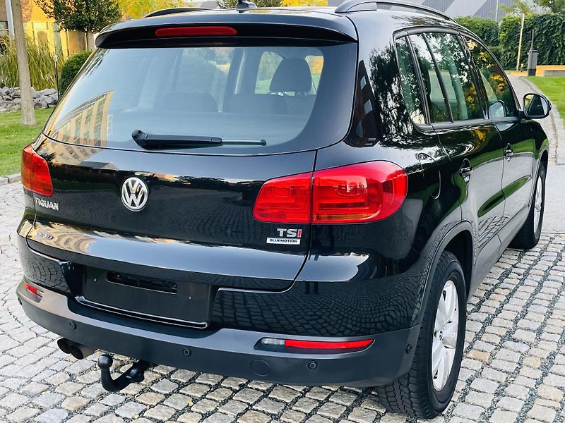 Volkswagen Tiguan 1.4TSI MANUÁL SENZORY TAŽNÉ  - fotka 12 z 45