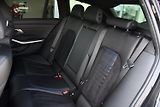 BMW Řada 3 320d xDrive M-SPORT 1M ČR - náhled 13