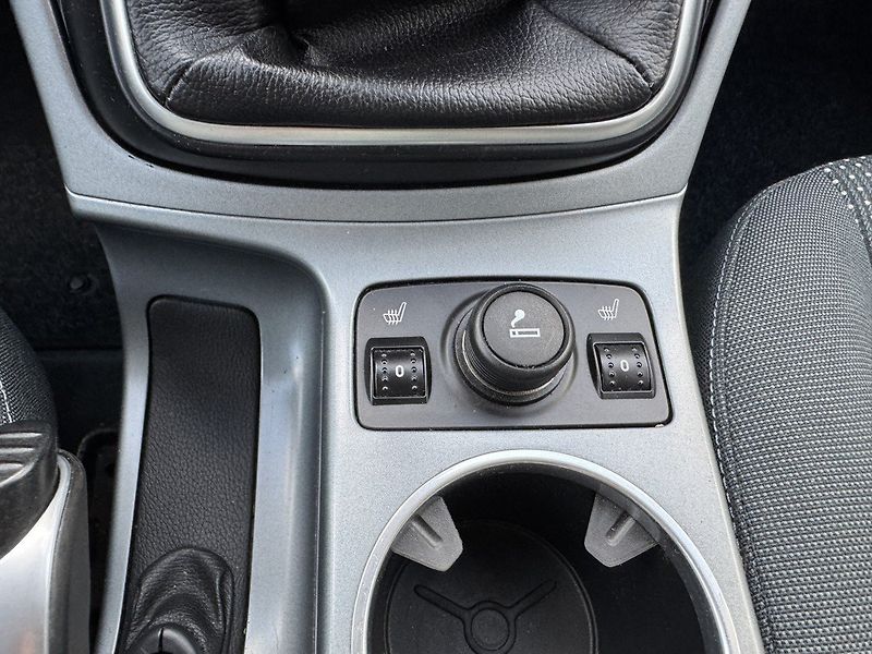 Ford C-MAX (2013) 1.0i EB Klima Winter Paket - fotka 8 z 44
