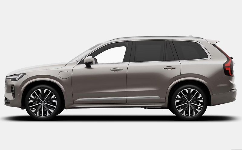 Volvo XC90 (2026) T8 AWD PLUS BRIGHT - fotka 2 z 17