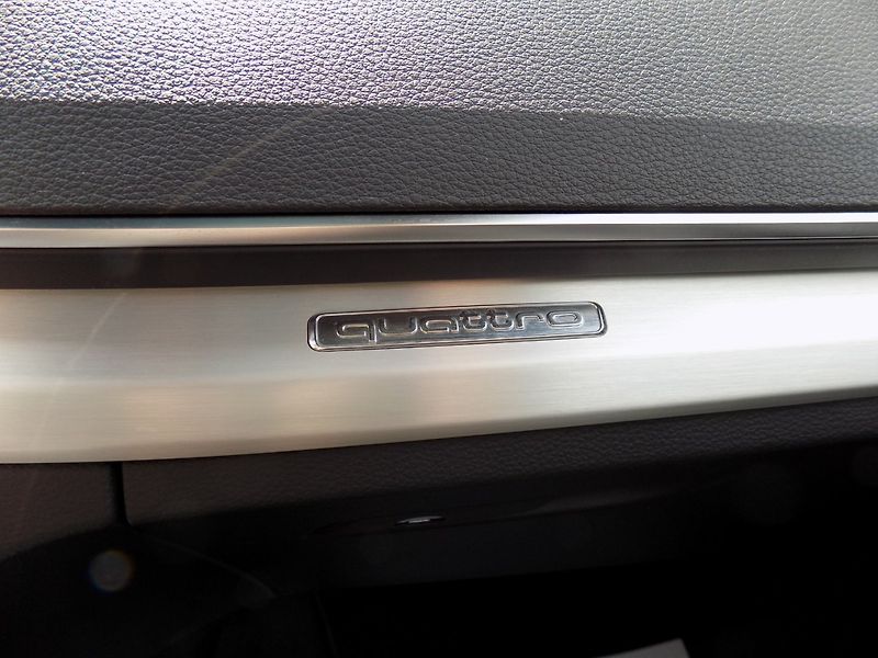 Audi Q5 (2020) 40TDI/S-Line/PANO/4x4/LED/ - fotka 40 z 45