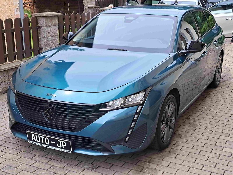 Peugeot 308 (2023) SW 1,2 PT EAT8  LED 16ALU NAVI - fotka 6 z 19