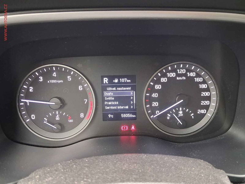 Hyundai Tucson (2020) 1.6 GDi 2WD, ČR, Klima - fotka 15 z 15