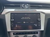 Volkswagen Passat 2,0 TDi MATRIX ComfortLine - náhled 26