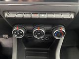 Renault Clio 1,0 TCe 74kw LED 1. maj. ČR - náhled 20