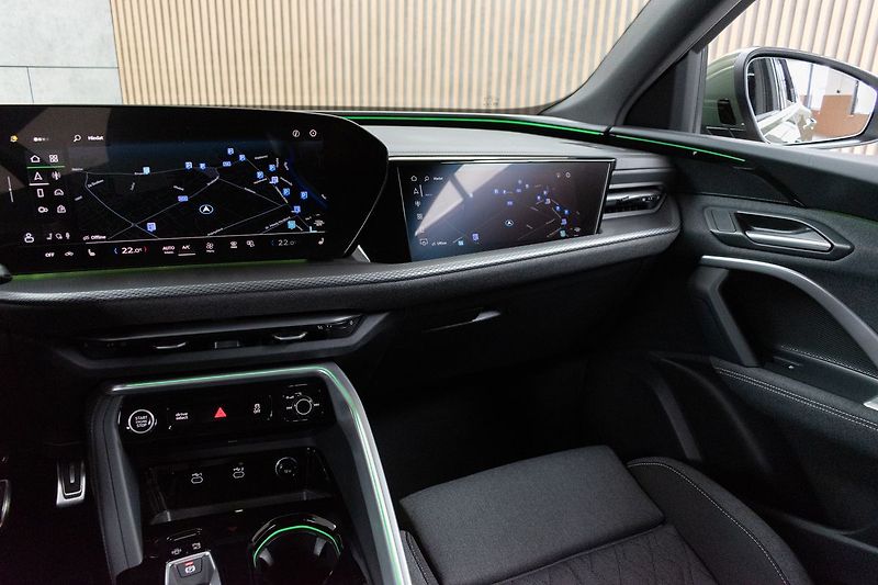 Audi Q5 2.0 TDI QUATTRO*S-LINE*ZÁRUKA* - fotka 9 z 42