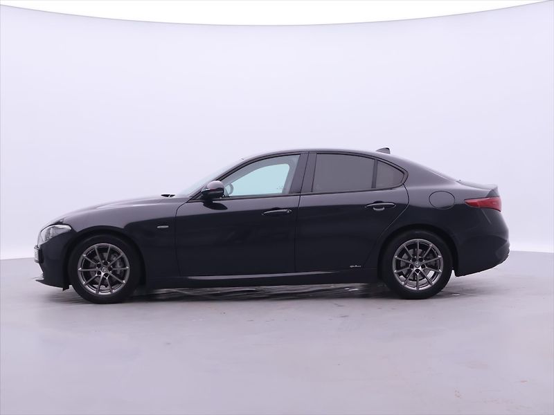 Alfa Romeo Giulia 2,1 JTD 110kW Aut. Navi Xenon - fotka 4 z 33
