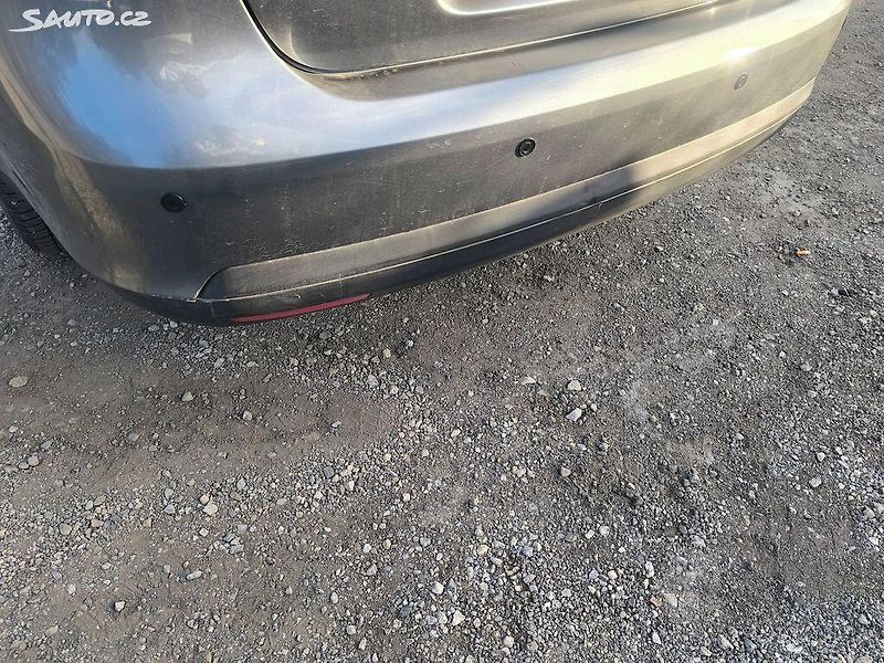 Volkswagen Jetta 1,9TDI BEZ DPF,KRÁSNÁ,220T.KM - fotka 7 z 29