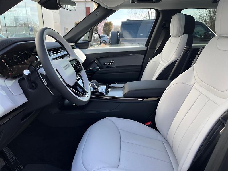 Land Rover Range Rover Sport (2026) 3,0 Dynamic SE D300 AWD - fotka 9 z 17