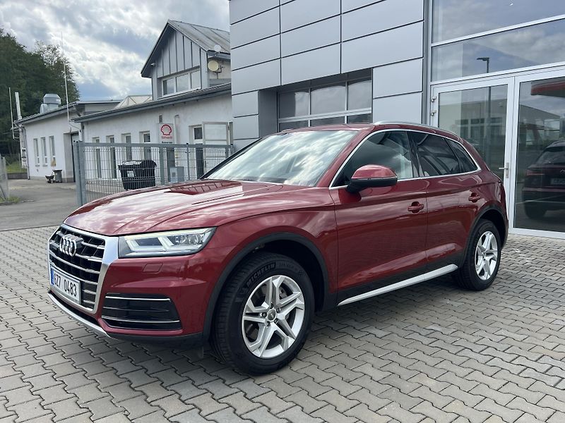 Audi Q5 (2019) 2.0 TDI 4x4 quattro - fotka 2 z 35