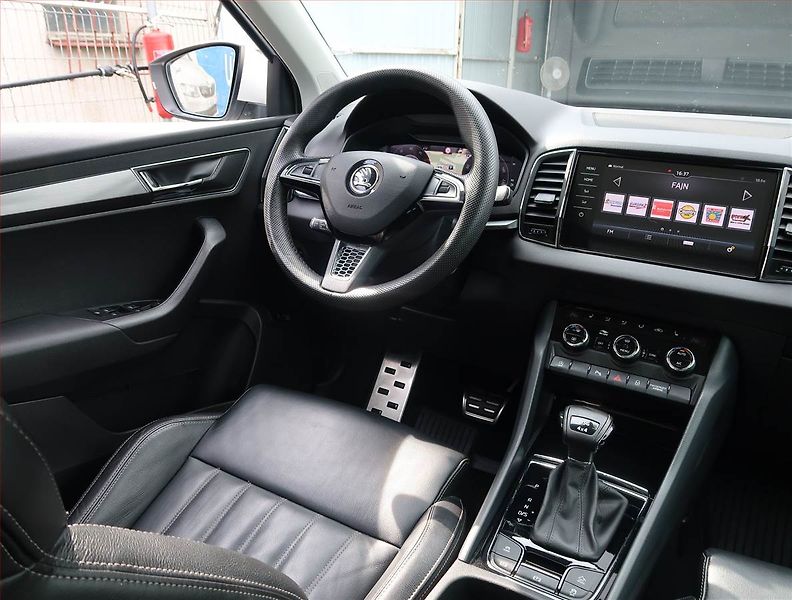 Škoda Karoq (2018) Style Plus 2.0 TDI - fotka 7 z 26