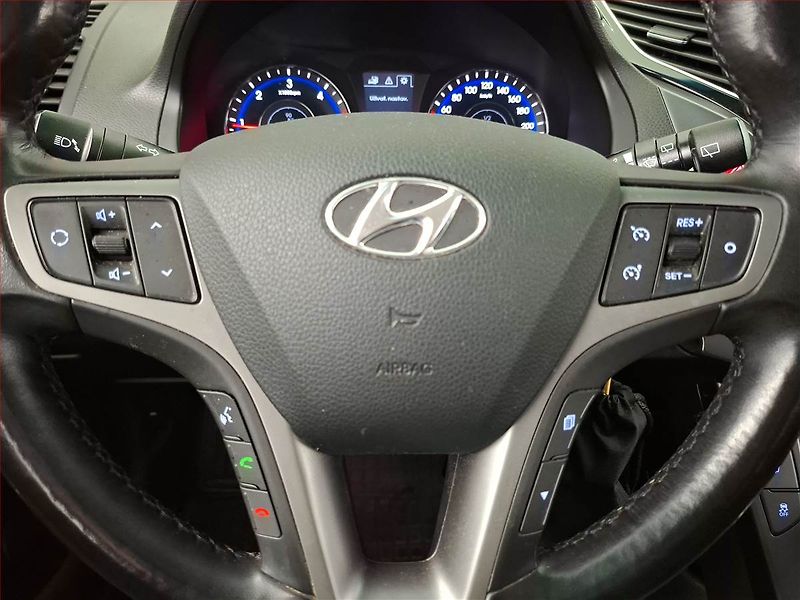 Hyundai i40 (2018) 1.7 CRDi, Automat, Serv.kniha - fotka 19 z 21