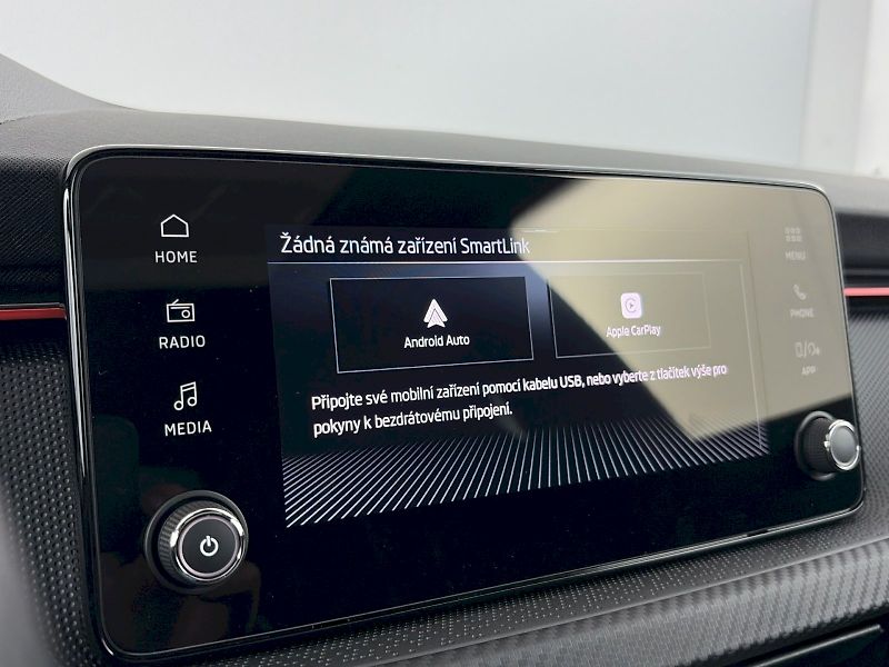 Škoda Kamiq (2025) DSG 1.5TSI 110kW Monte Carlo - fotka 14 z 32