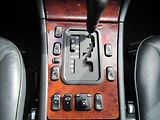 Mercedes-Benz Třídy E 3,2 E 320 Elegance Automat - náhled 17