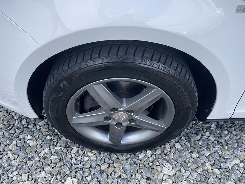 Seat Altea 1.6TDi 105PS XXL ECOMOTIVE TOP - fotka 18 z 189