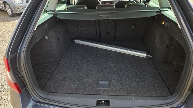 Škoda Octavia 2.0TDI 4x4  STYLE 1MAJITEL - fotka 15 z 43