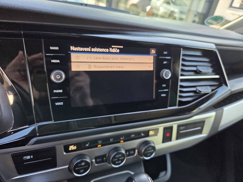 Volkswagen California 2.0 TDI DSG Beach Last Edition - fotka 43 z 57