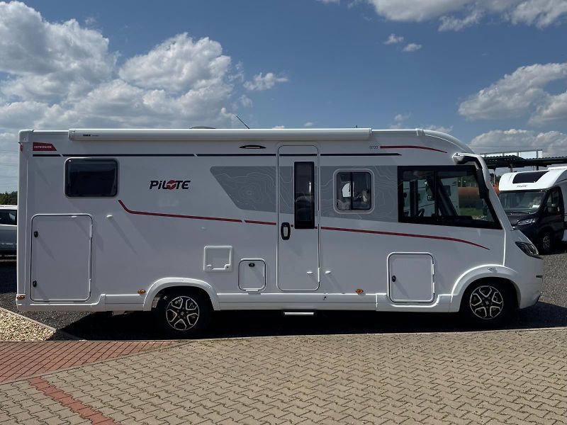 Pilote (2026) G720FGJ Expression - fotka 7 z 37