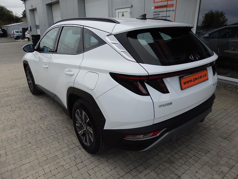 Hyundai Tucson 1.6 CRDI 6x AIRBAG, ZÁVĚS - fotka 5 z 22
