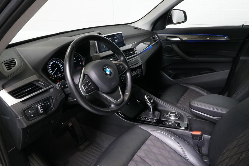 BMW X1 Xdrive20d,ČR,ACC,Tažné,Pano - fotka 14 z 37