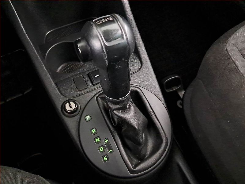 Škoda Fabia (2010) 1.2 TSI, Automat, Tempomat - fotka 13 z 16