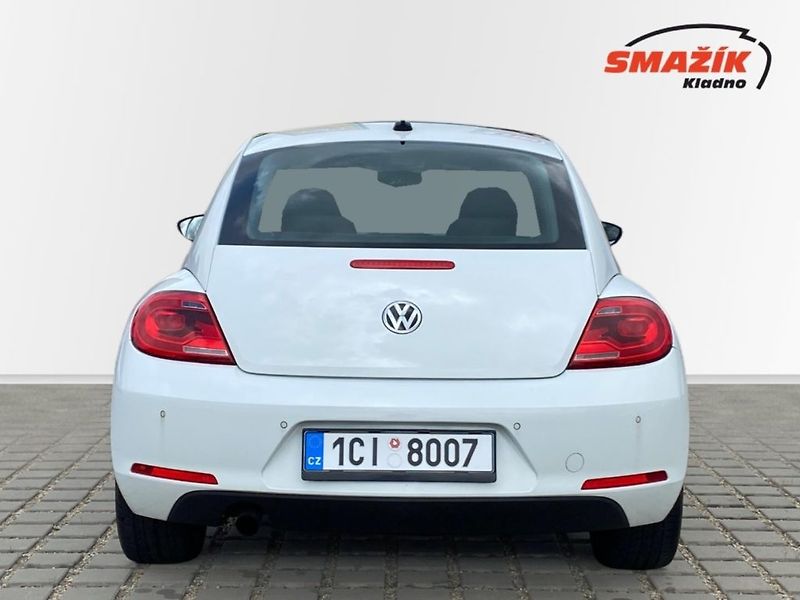 Volkswagen Beetle (2014) 1,2 TSI (77kW) Aut. BA - fotka 6 z 25