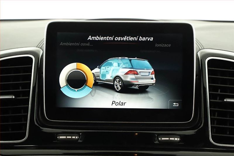 Mercedes-Benz GLE (2016) 350 d - fotka 14 z 19