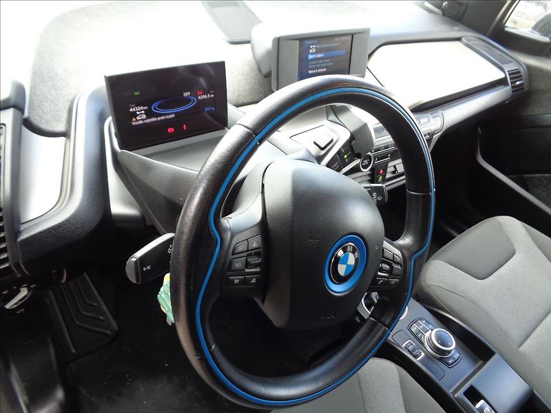 BMW i3 0,0   s - fotka 16 z 21
