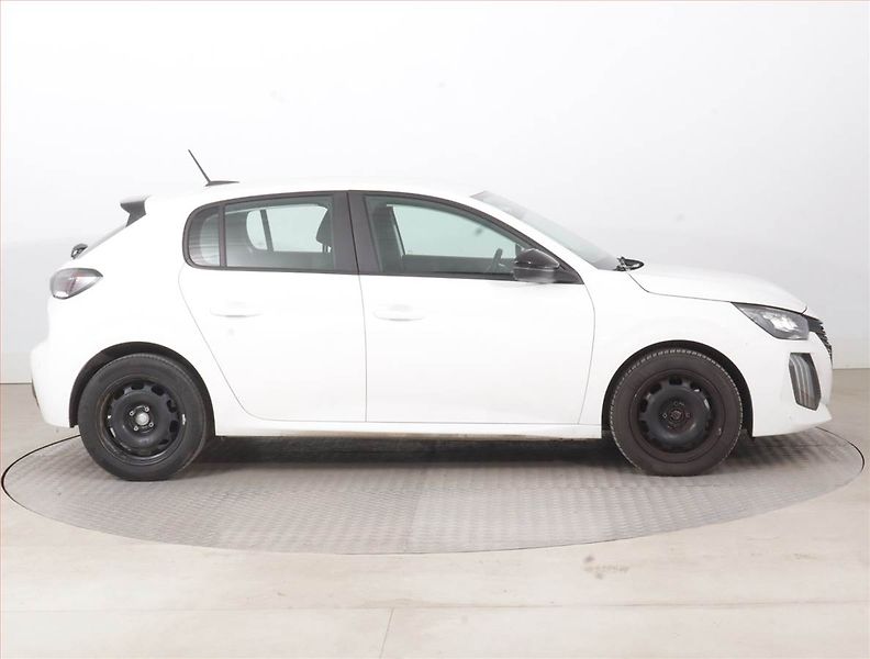 Peugeot 208 (2024) Active 1.2 PureTech, Tempomat - fotka 6 z 15