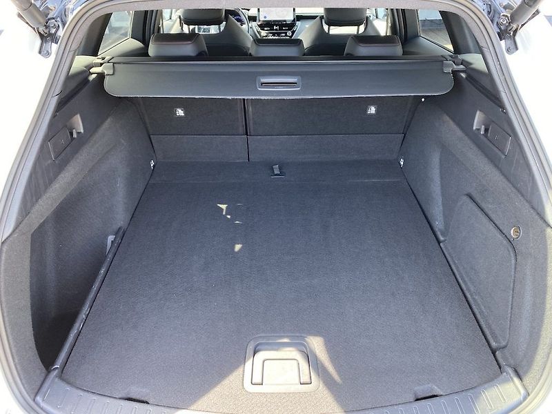 Toyota Corolla 2.0HEV, ČR, GR Sport, DPH - fotka 26 z 29