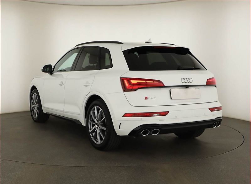 Audi SQ5 (2022) 3.0 TDI - fotka 4 z 26